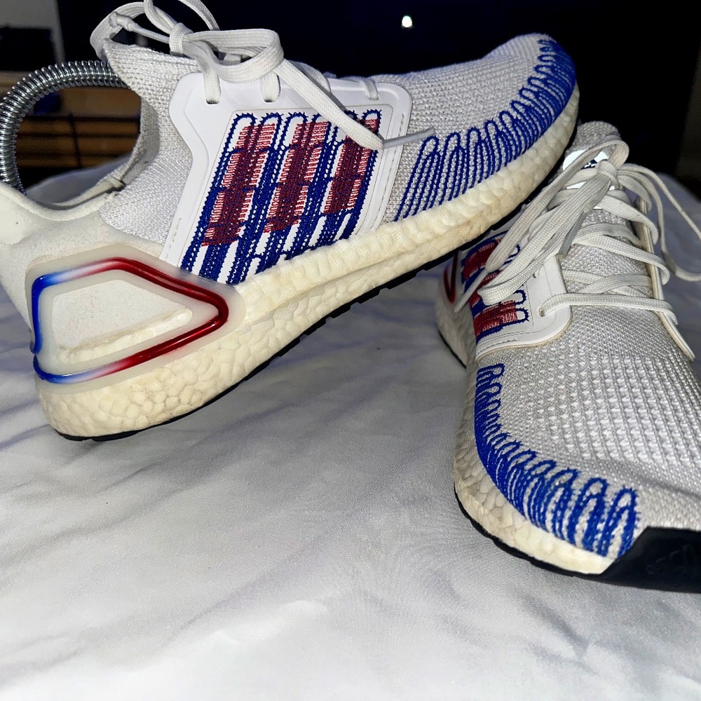 Adidas UltraBoost 20 USA Mens 7 Running Shoes Sneaker White Blue Red Athletic